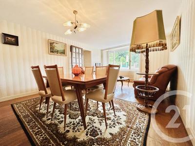 Maison de village - 138 m² - 5 pièces