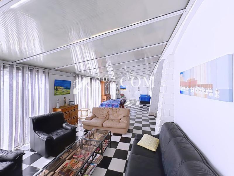 Appartement - 149 m² - 8 pièces