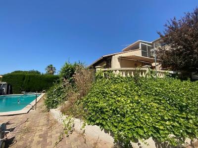 Villa - 160 m² - 6 pièces