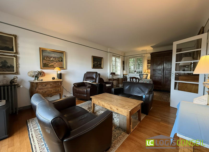 Maison traditionnelle - 107 m² - 5 pièces