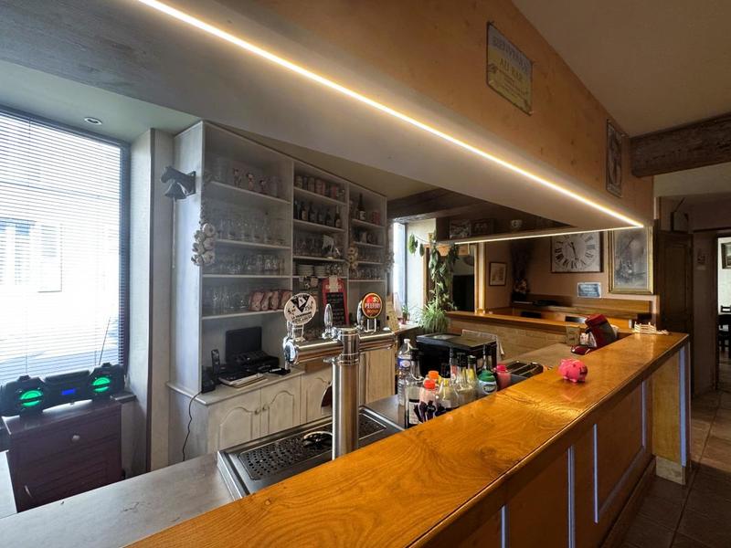 Fonds de commerce - Hôtellerie / Restauration - 145 m²