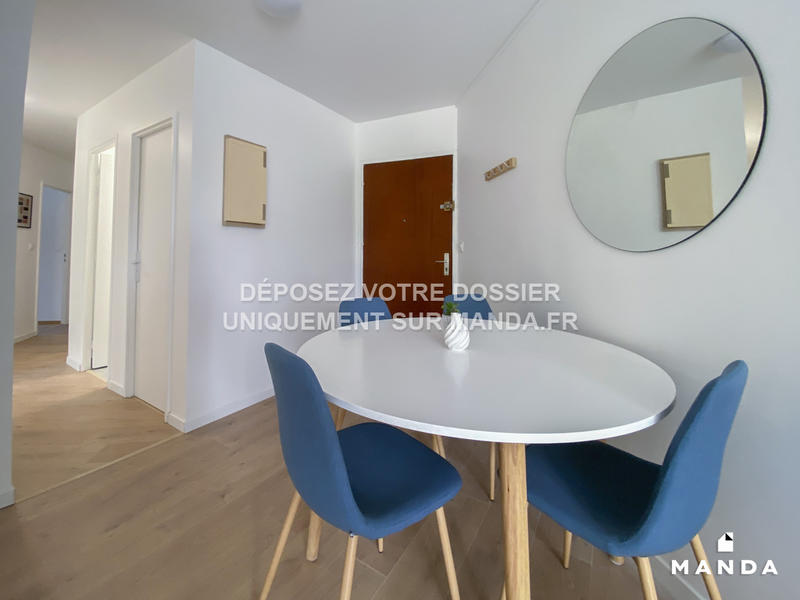 Chambre - 10 m² - 5 pièces