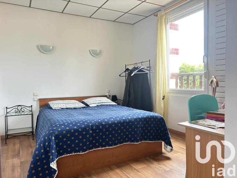 Maison - 185 m² - 10 pièces