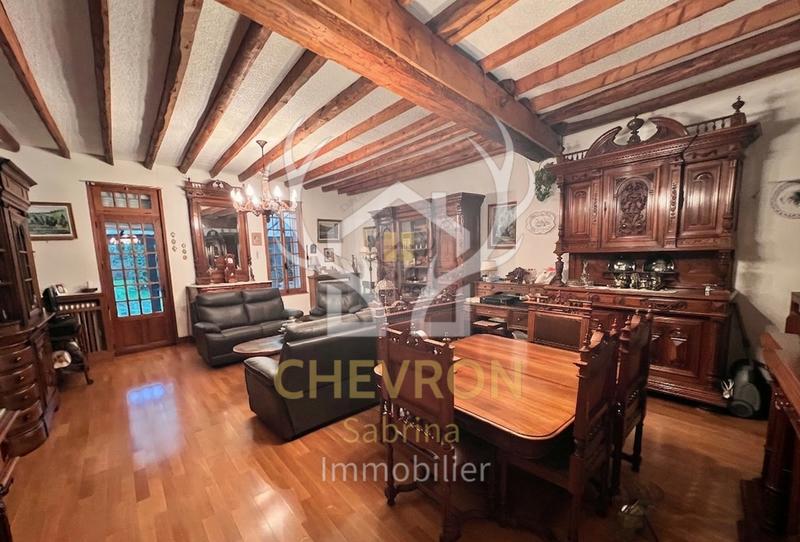 Maison - 147 m² - 7 pièces