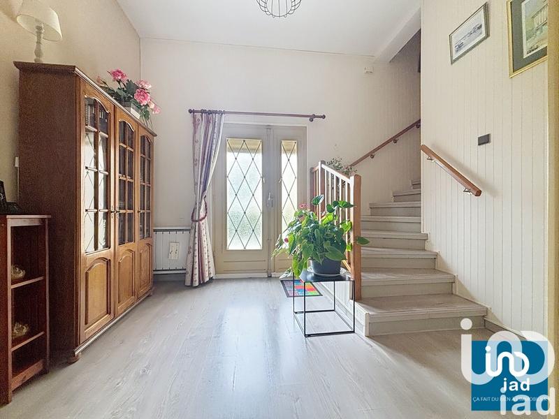 Maison de maîtres - 123 m² - 8 pièces