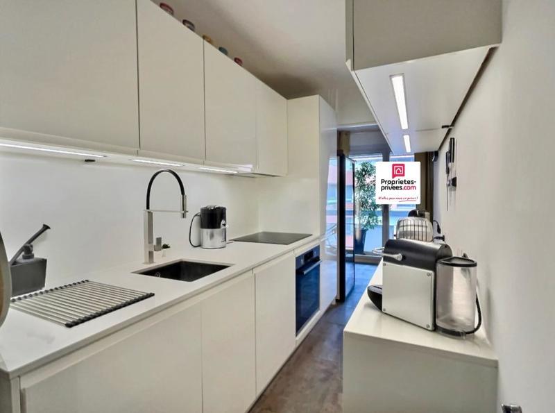 Appartement - 90 m² - 4 pièces