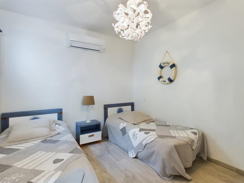 Appartement - 96 m² - 5 pièces