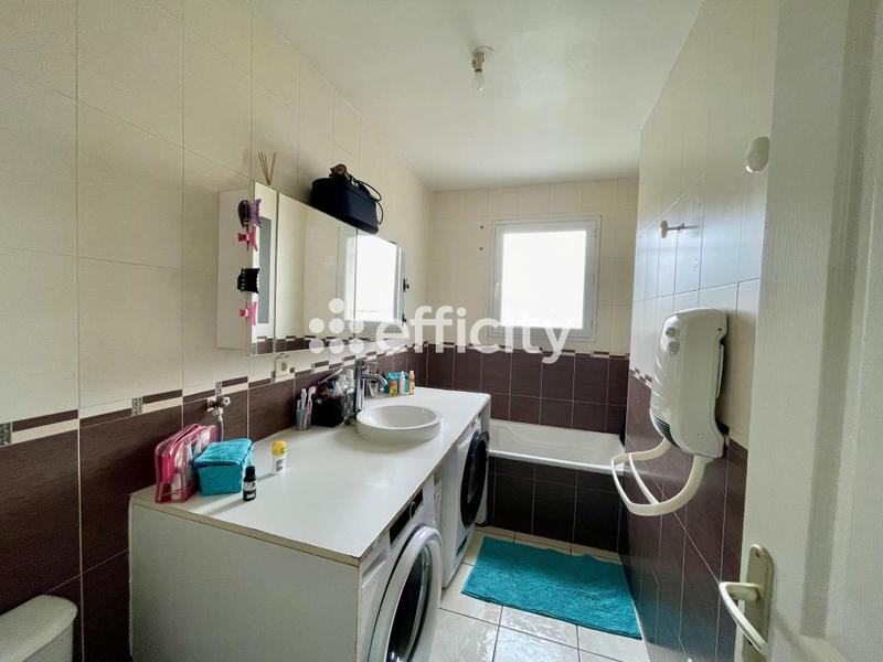 Maison - 57 m² - 3 pièces