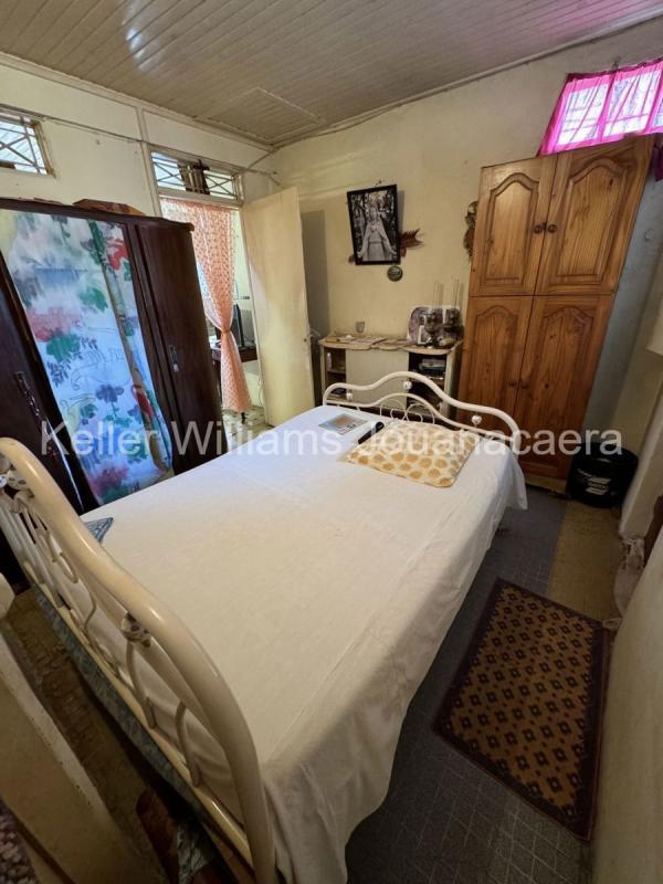 Maison - 139 m² - 9 pièces