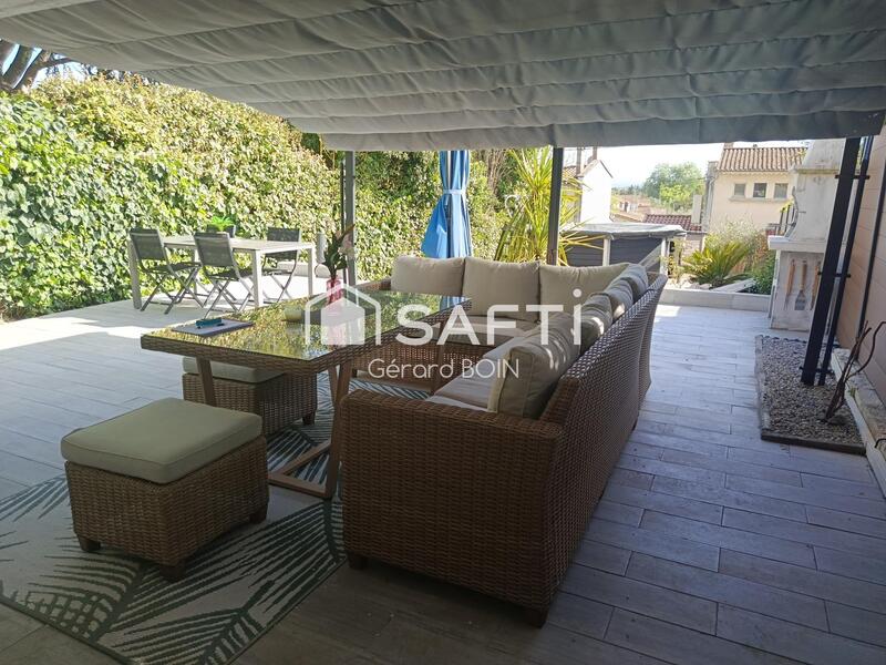 Maison - 90 m² - 4 pièces