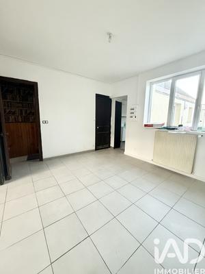 Maison - 91 m² - 8 pièces