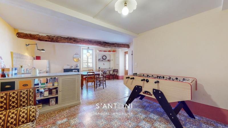 Maison de village - 180 m² - 4 pièces