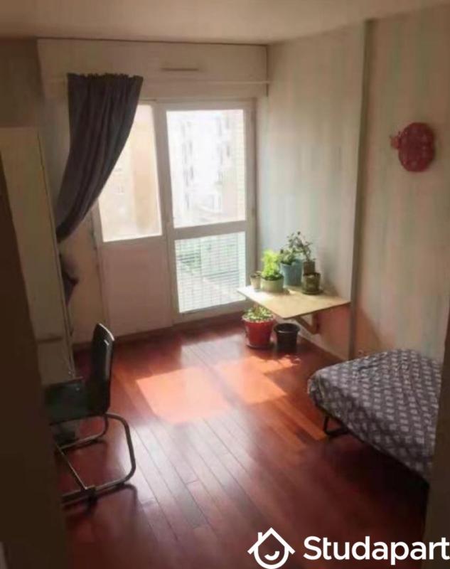 Chambre - 11 m² - 1 pièce