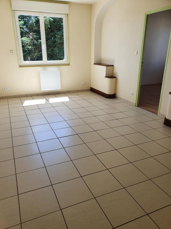 Immeuble - 474 m² - 41 pièces