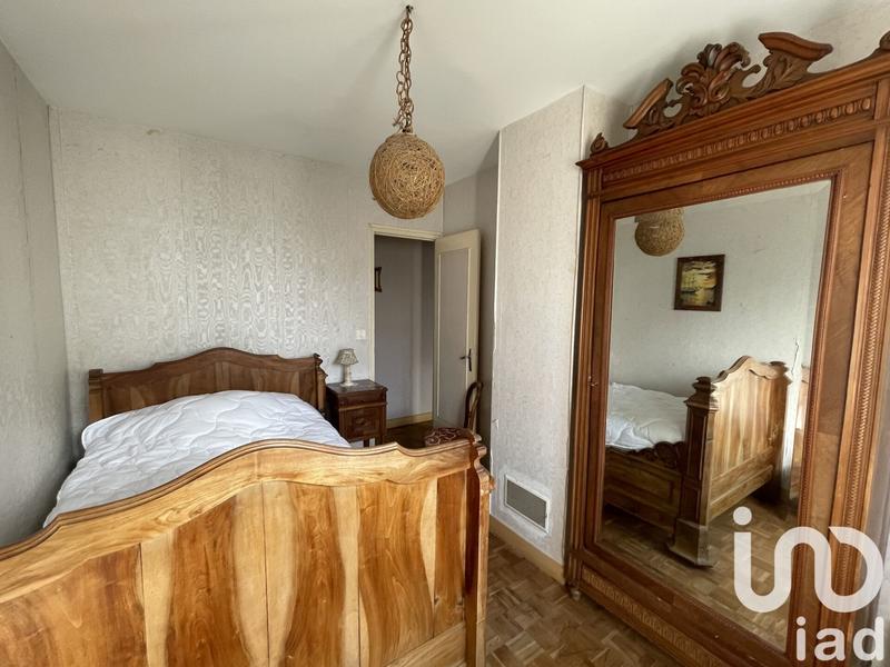 Maison - 303 m² - 12 pièces