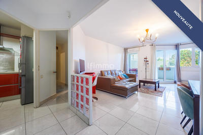 Appartement - 83 m² - 4 pièces