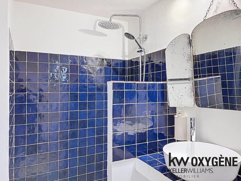 Maison - 92 m² - 5 pièces