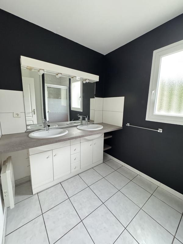 Maison contemporaine - 110 m² - 6 pièces