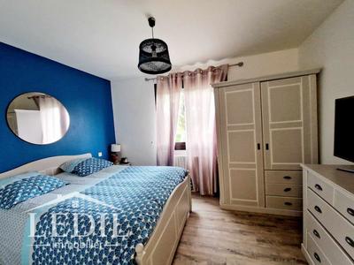 Propriété - 170 m² - 6 pièces