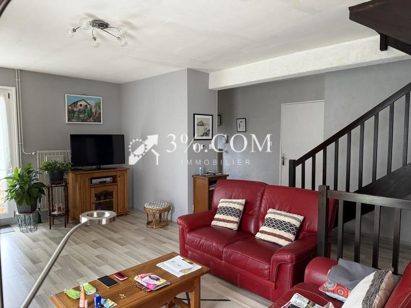 Maison - 107 m² - 6 pièces