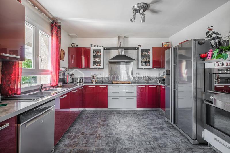 Maison - 139 m² - 6 pièces