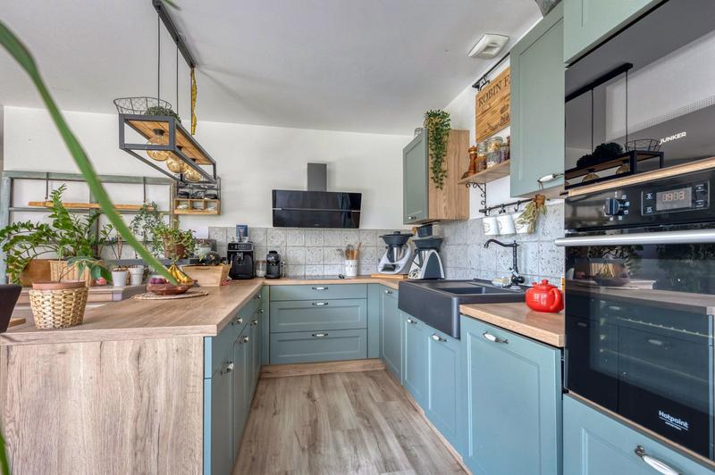 Maison - 97 m² - 4 pièces