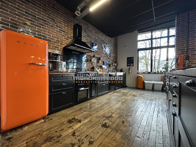 Appartement - 223 m² - 6 pièces