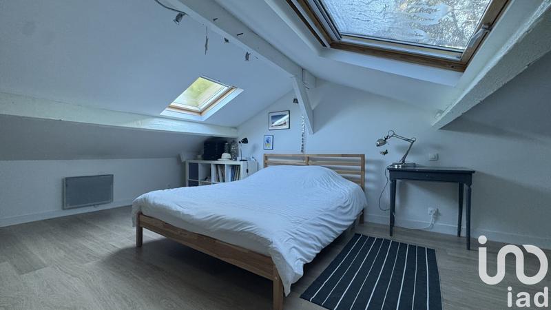 Maison - 261 m² - 12 pièces