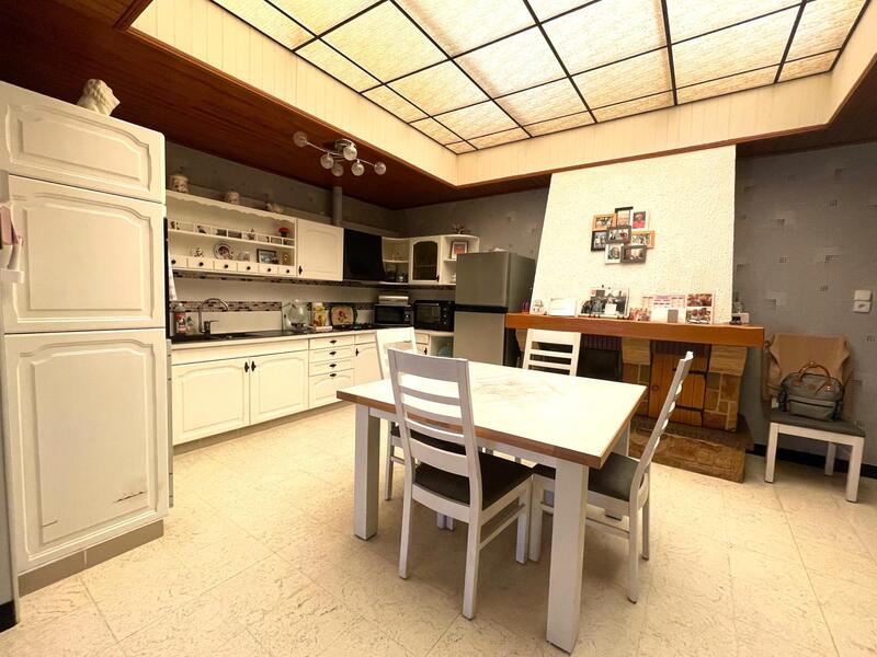 Maison - 97 m² - 5 pièces