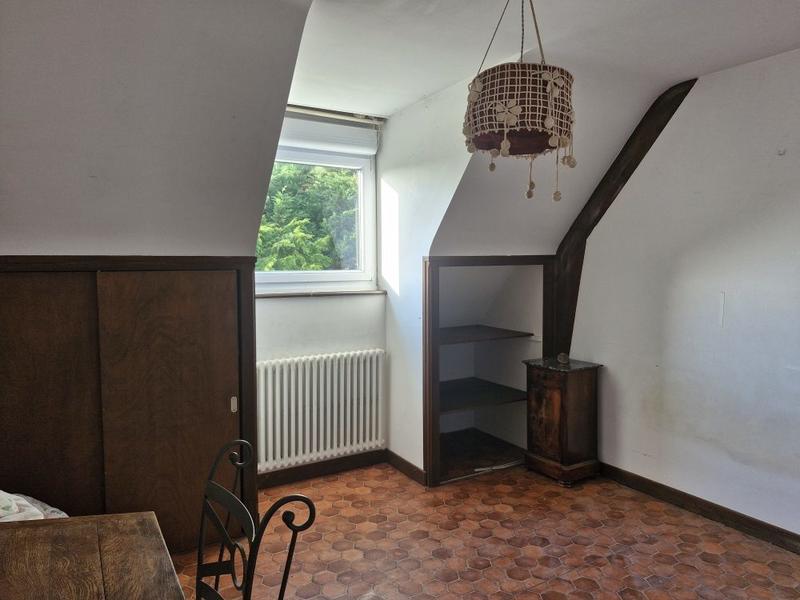 Maison - 217 m² - 13 pièces