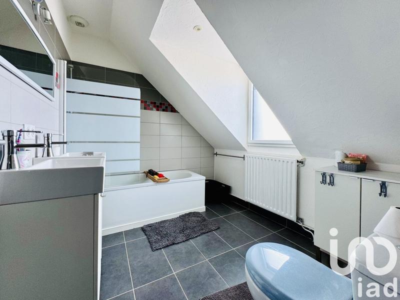 Maison - 105 m² - 5 pièces