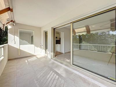 Studio - 28 m² - 1 pièce