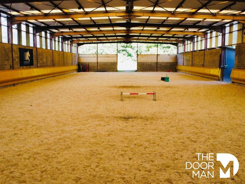 Maison de domaine équestre - 300 m² - 9 pièces