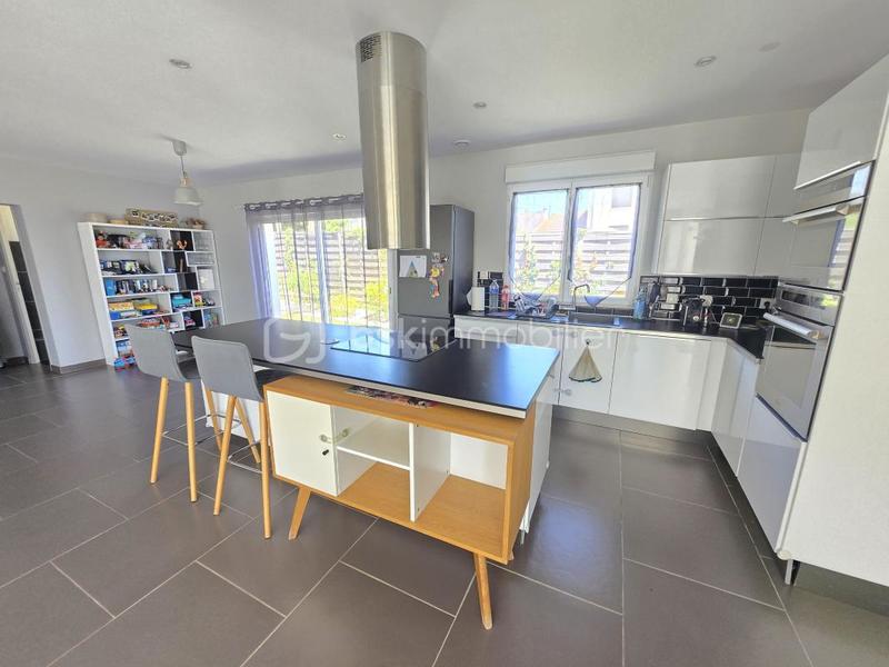 Pavillon - 120 m² - 4 pièces