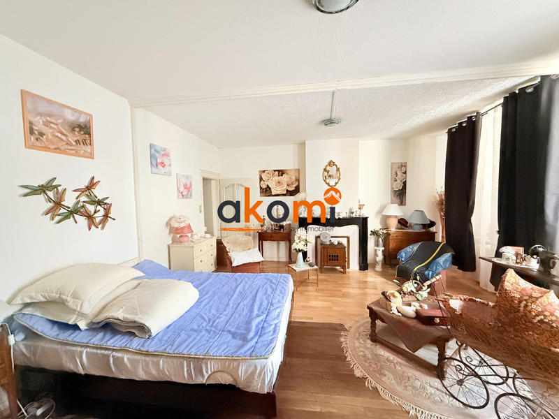 Immeuble - 347 m² - 8 pièces