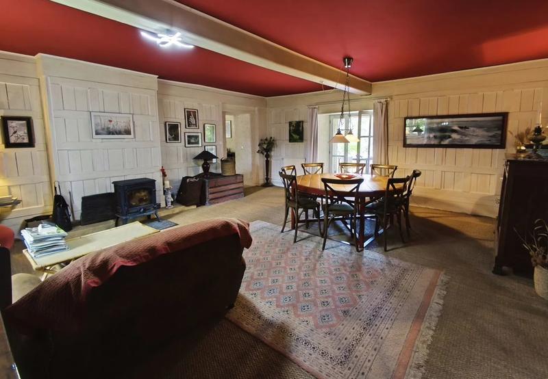 Maison ancienne - 434 m² - 10 pièces