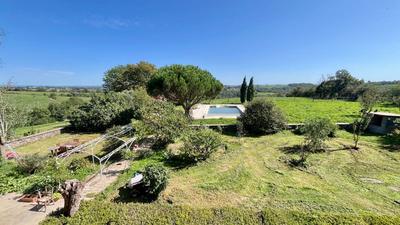 Maison - 240 m² - 6 pièces