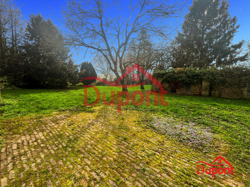 Maison - 226 m² - 8 pièces