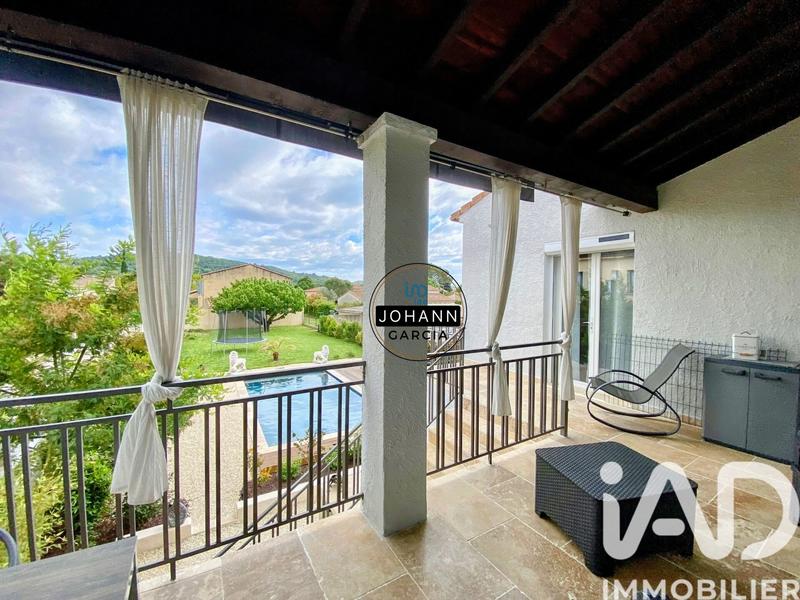 Maison - 176 m² - 6 pièces