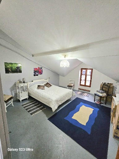 Maison - 214 m² - 9 pièces