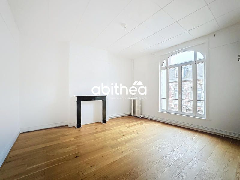 Maison - 194 m² - 8 pièces