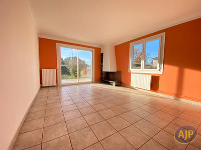 Maison - 105 m² - 4 pièces