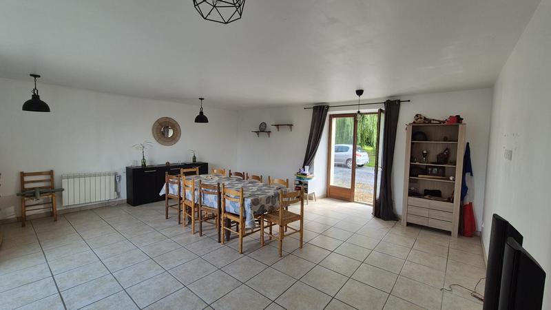 Maison - 185 m² - 7 pièces