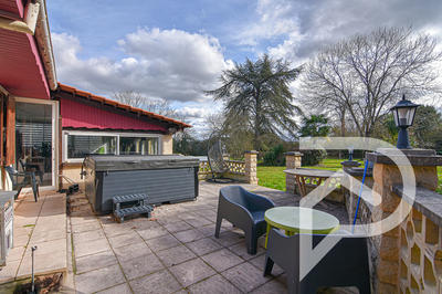 Maison - 160 m² - 6 pièces