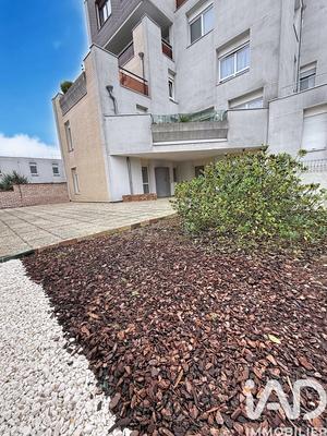 Appartement - 85 m² - 5 pièces