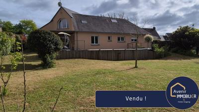 Maison - 173 m² - 8 pièces