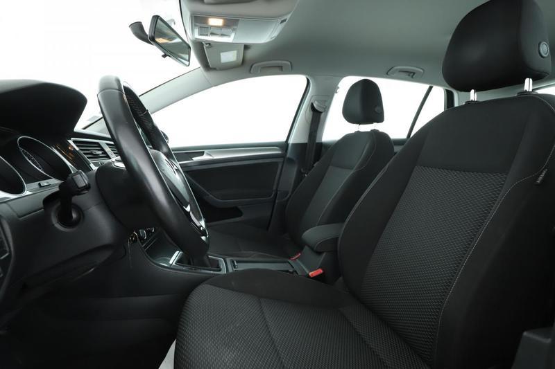 Volkswagen Golf VII 1.0 Tsi BlueMotion Tech Trendline Bv6 5p 110 ch