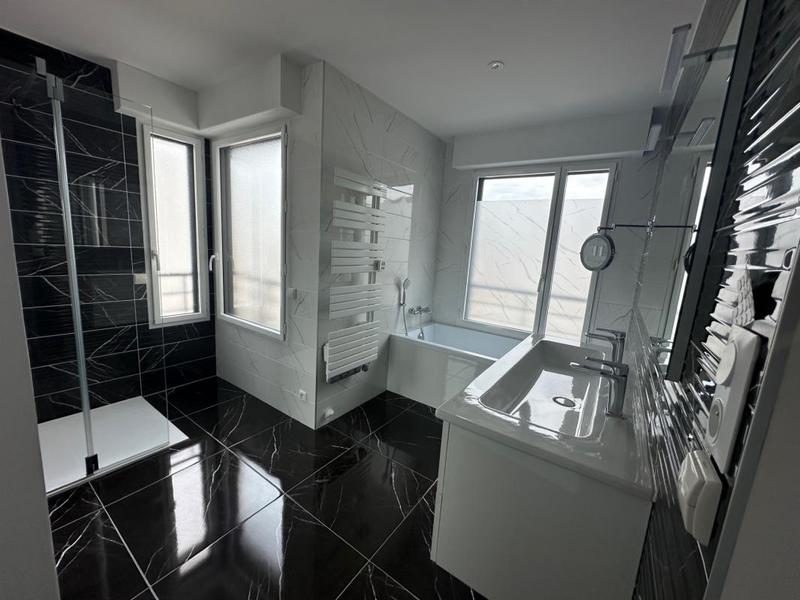 Appartement - 126 m² - 5 pièces