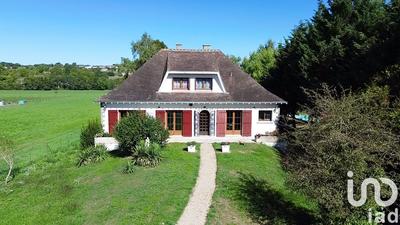 Maison - 180 m² - 9 pièces