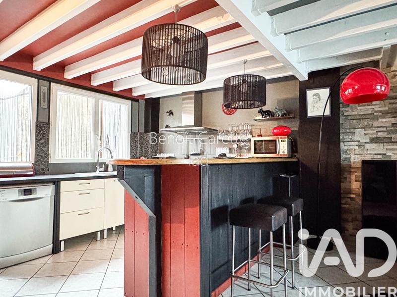 Maison - 137 m² - 6 pièces